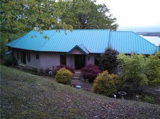 8015 Miller Rd, Rogers, AR 72756