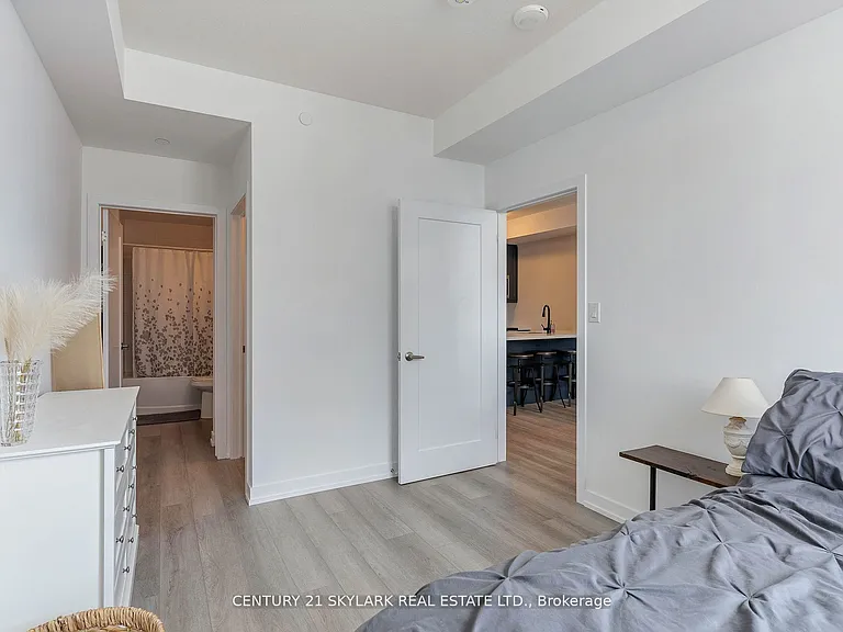 460 Dundas St E #701 — Photo 20