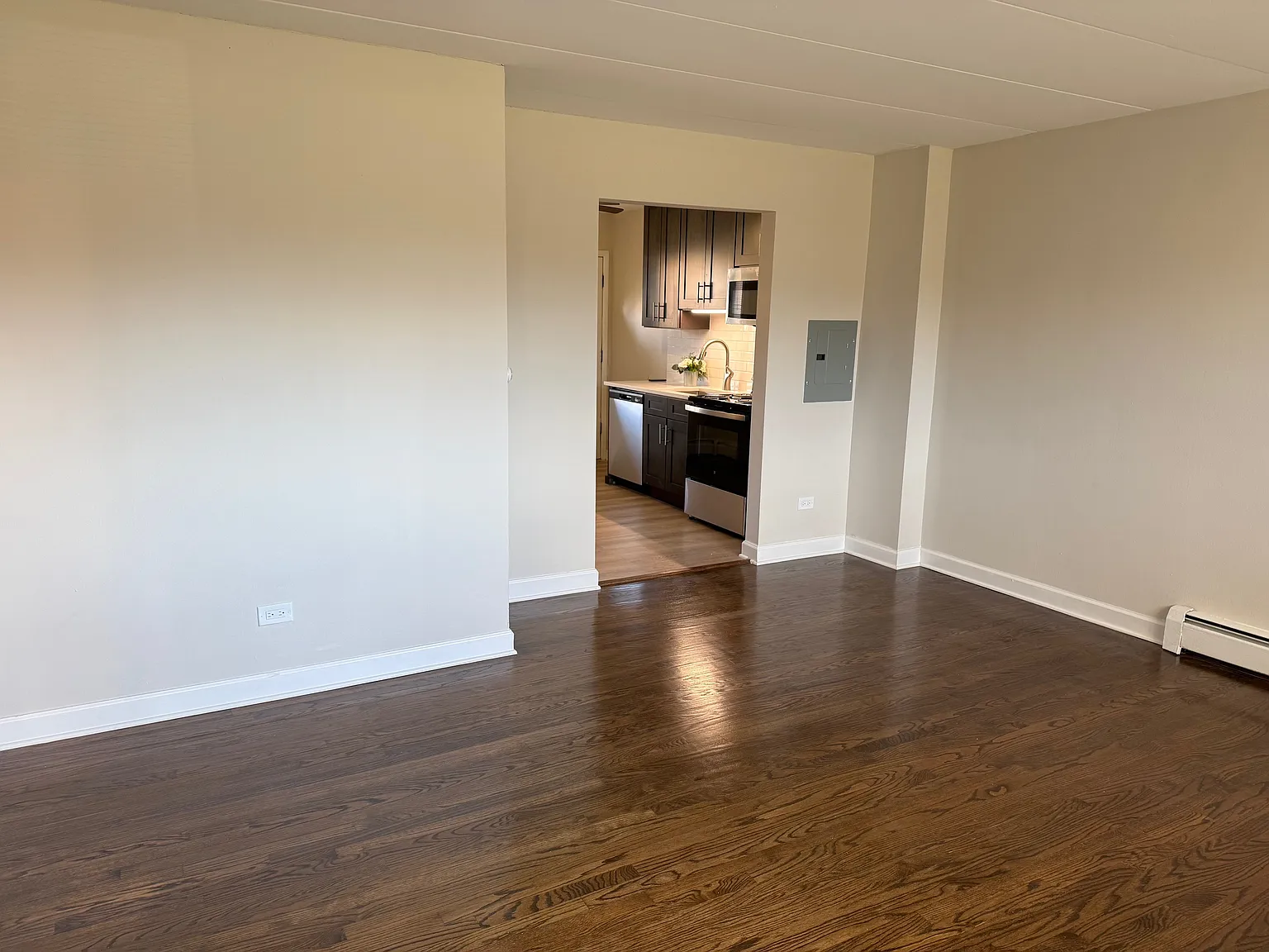 Park Lane Apartments — Photo 2