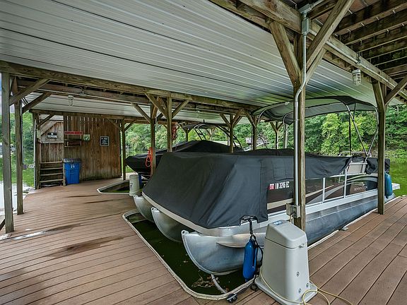 15th image of this home