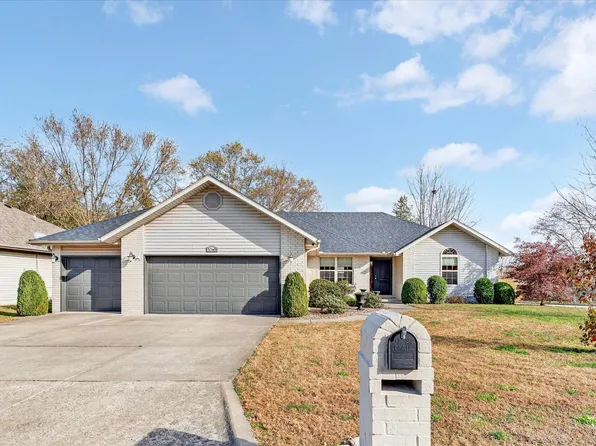 3260 S Brunswick Avenue, Springfield, MO 65809