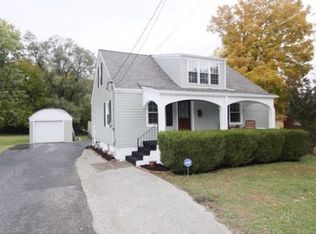 594 Monroe St, Charlestown, IN 47111
