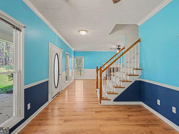 3rd image of 4563 Meadows Rd