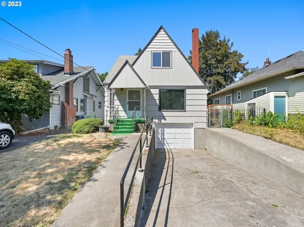 4857 SE Sherman St, Portland, OR 97215
