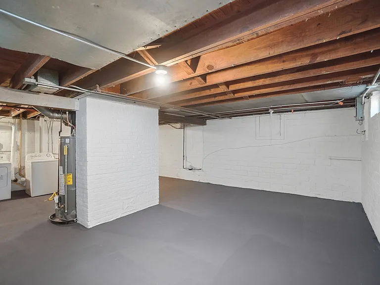 2306 Eastbrook Dr — Photo 19