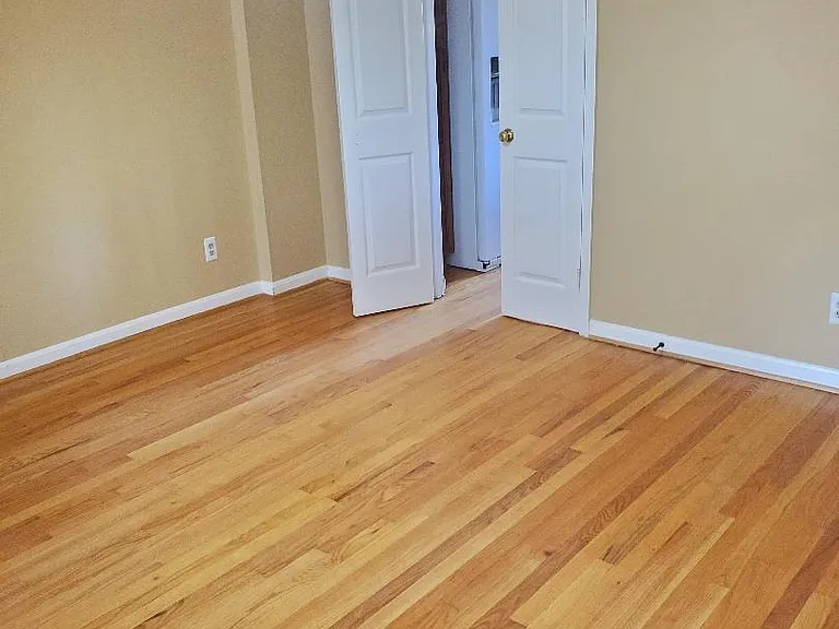 1210 N Vernon St — Photo 16