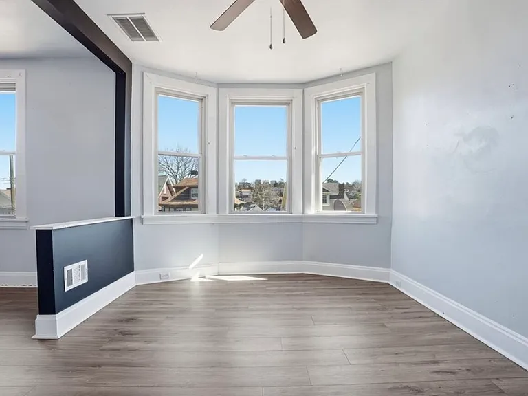 3250 Gaylord Ave #2 — Photo 10