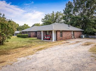3127 Edgewood Rd, Ardmore, OK 73401