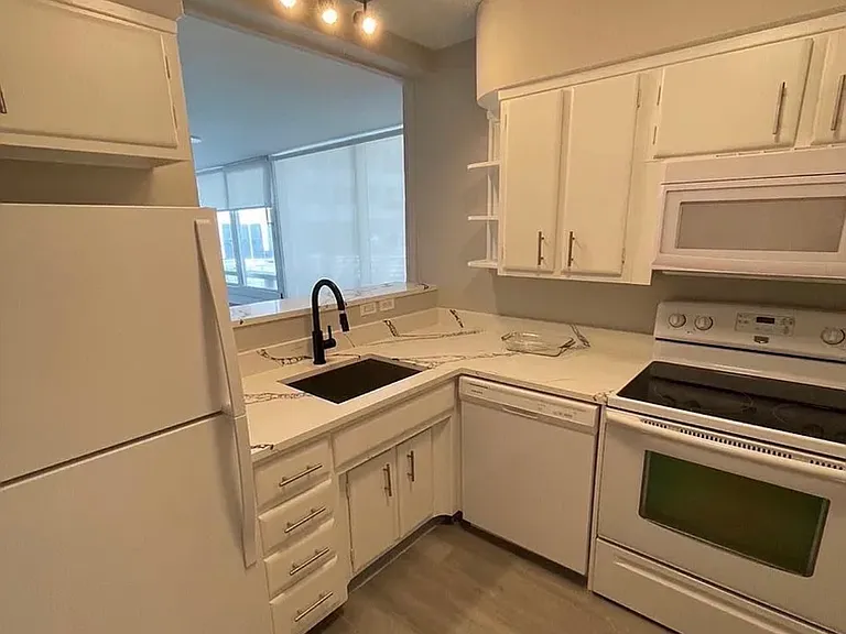3600 Galt Ocean Dr #1C — Photo 12