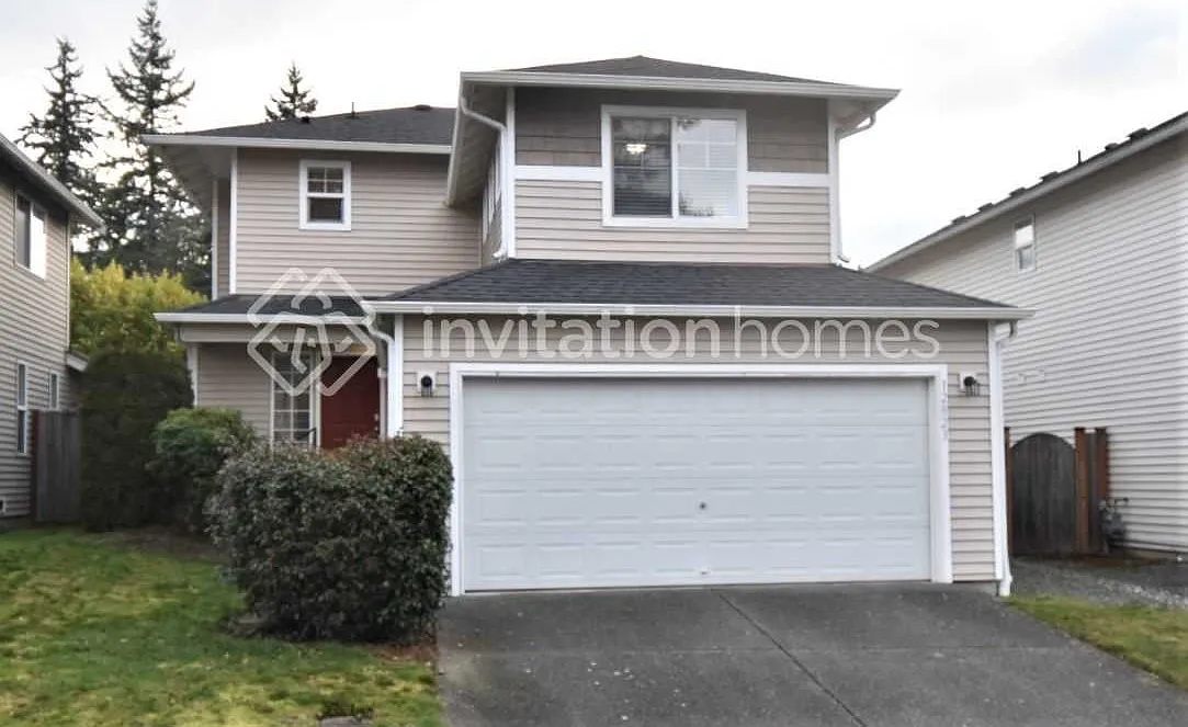 12823 15th Pl W Everett, WA 98204 — Photo 1