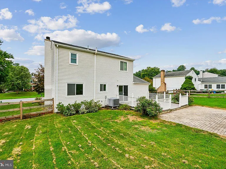 10417 Carlyn Ridge Rd — Photo 29
