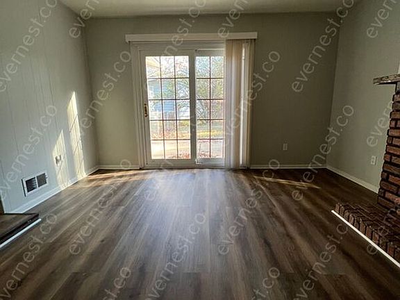 5th image of 10 Bonnie Ct