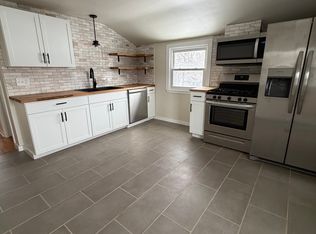 42 Edward St FLOOR 2, Buffalo, NY 14221