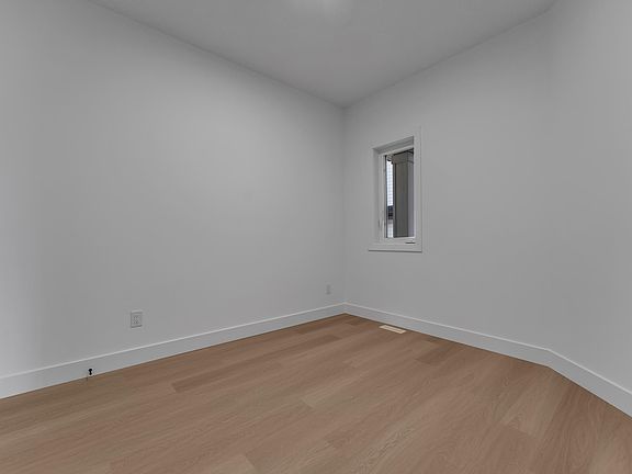 4th image of 4212 63rd St