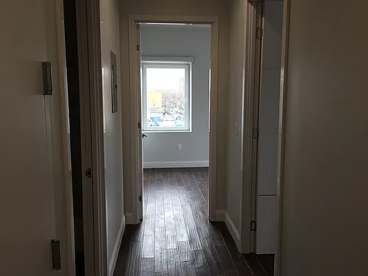 Rented by 18 REALTY | media 61