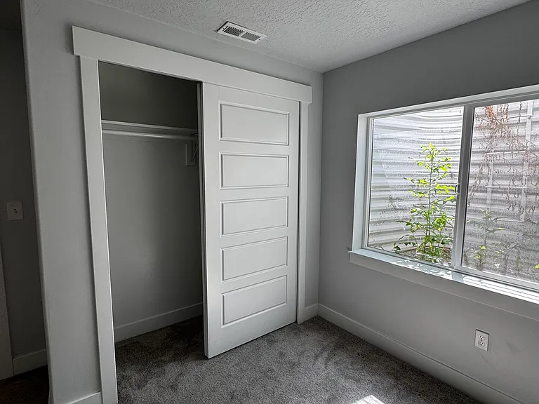 1484 N Sage Dr — Photo 15
