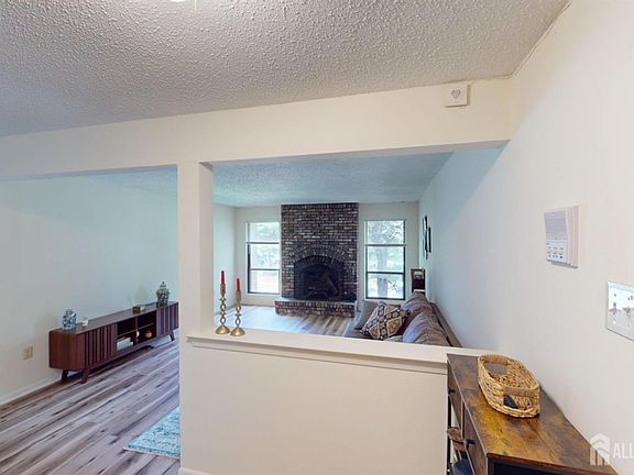 5th image of 280 Willowbrook Dr