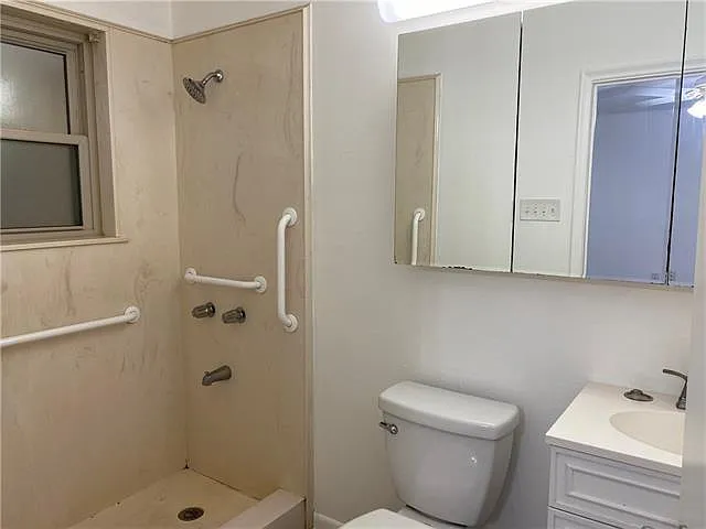 4522 Park Dr S — Photo 13
