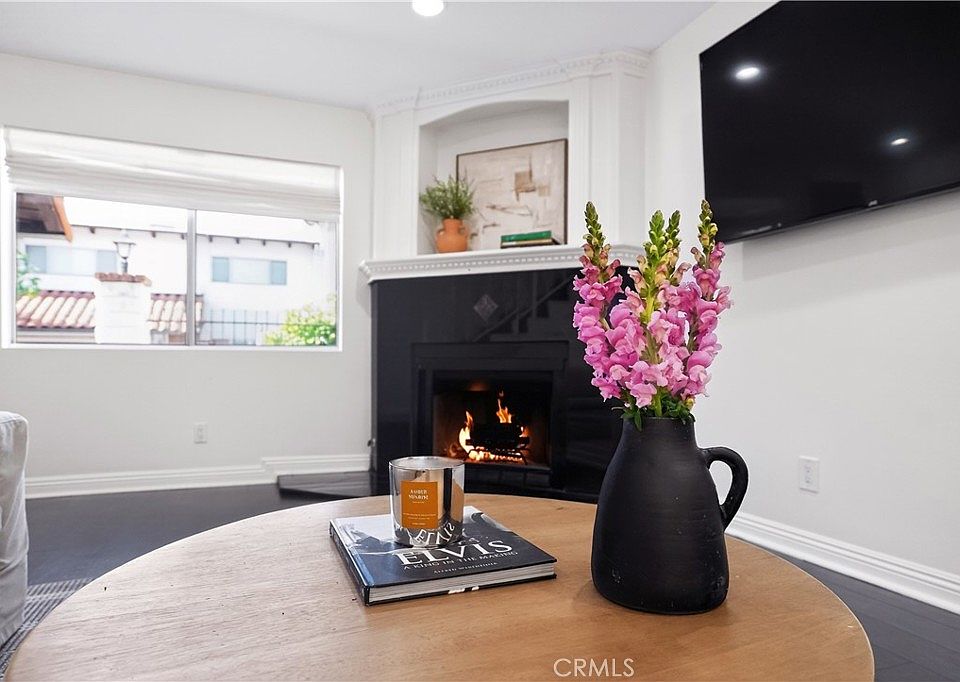 1st image of 5275 Colodny Dr Unit 4