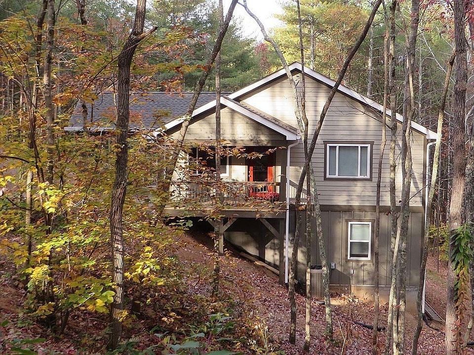 1st image of 9 Pathwood Ln