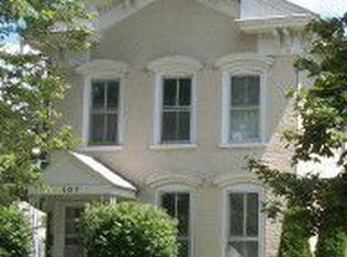 107 N Main St, Mount Carroll, IL 61053