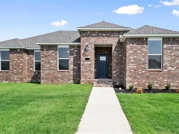 4856 W Aurora St, Fayetteville, AR 72704