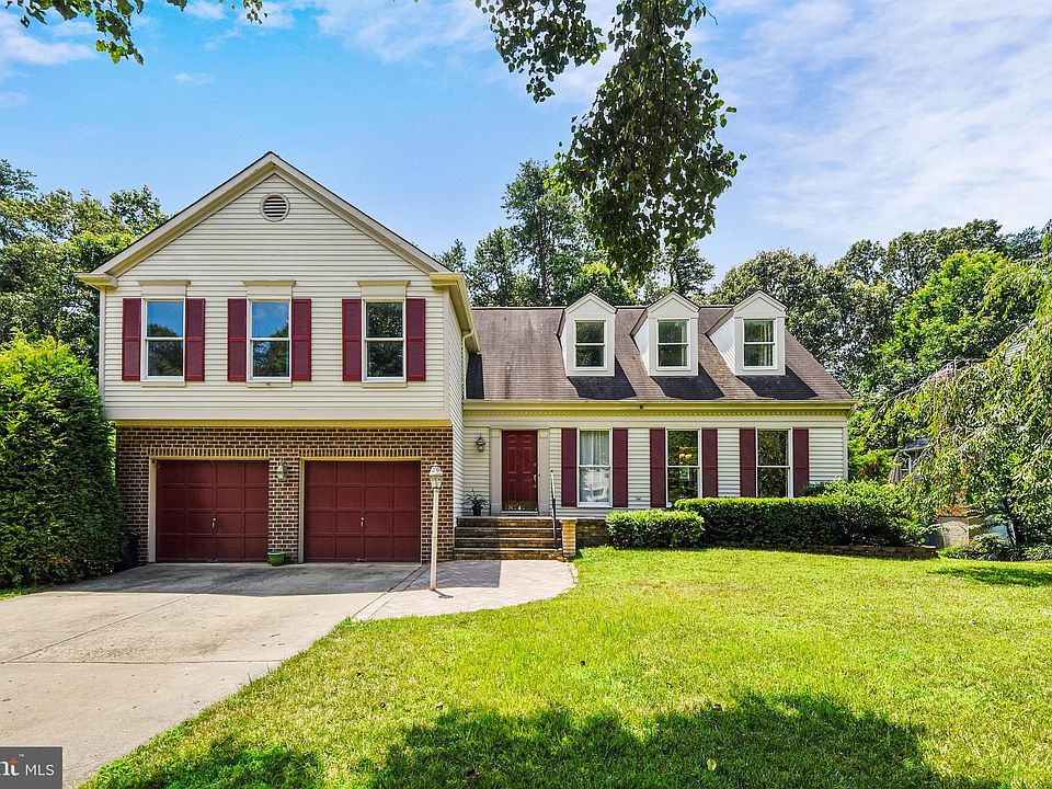 1st image of 507 Fox Den Ln