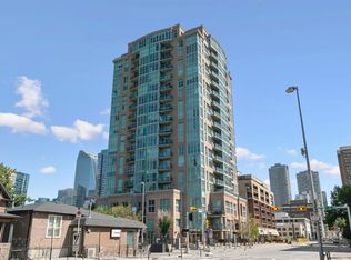 788 12th Ave SW #1102, Calgary, AB T2R 0H1