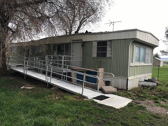 3rd image of 255 W Kootenai Ave