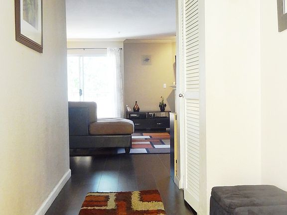4th image of 318 N Adams St APT 202