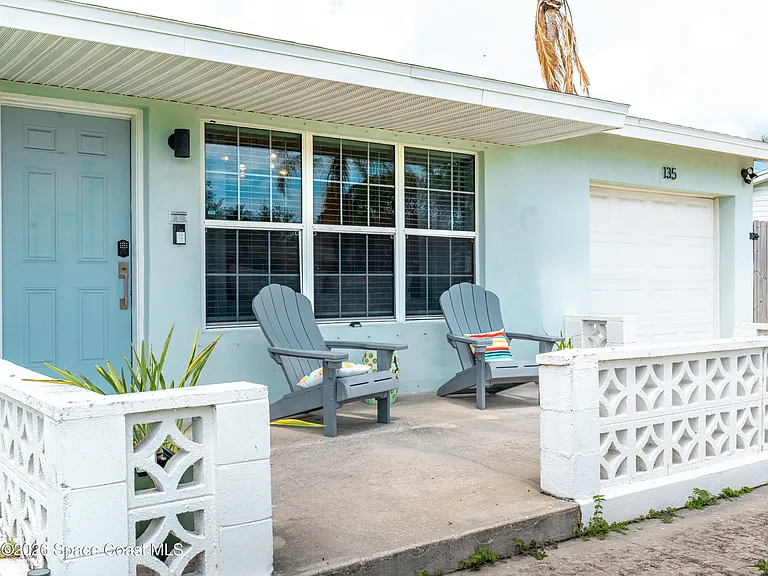 135 Melaleuca Dr — Photo 2