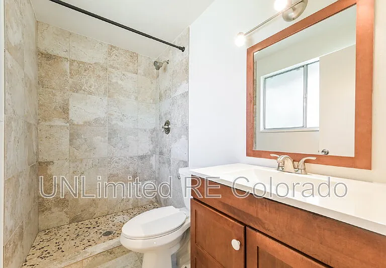 7413 S Albion St — Photo 15