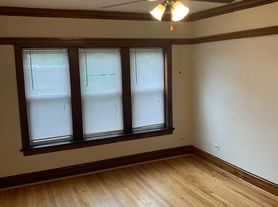 4018 W Cortland St, Chicago, IL