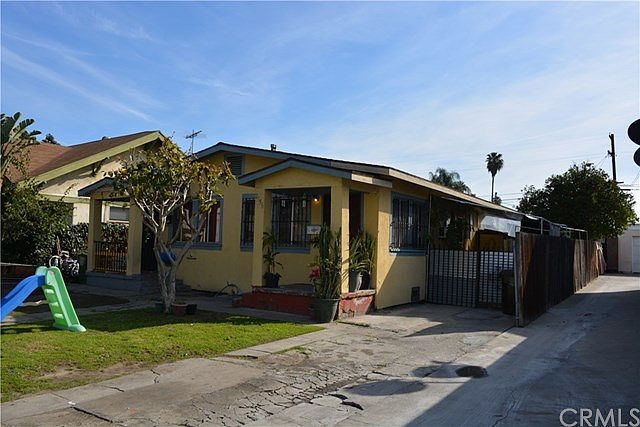 1st image of 2156 Zoe Ave