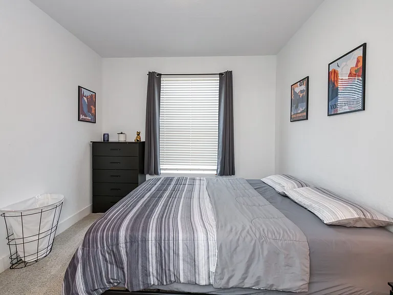 2833 E Teaberry Dr — Photo 24