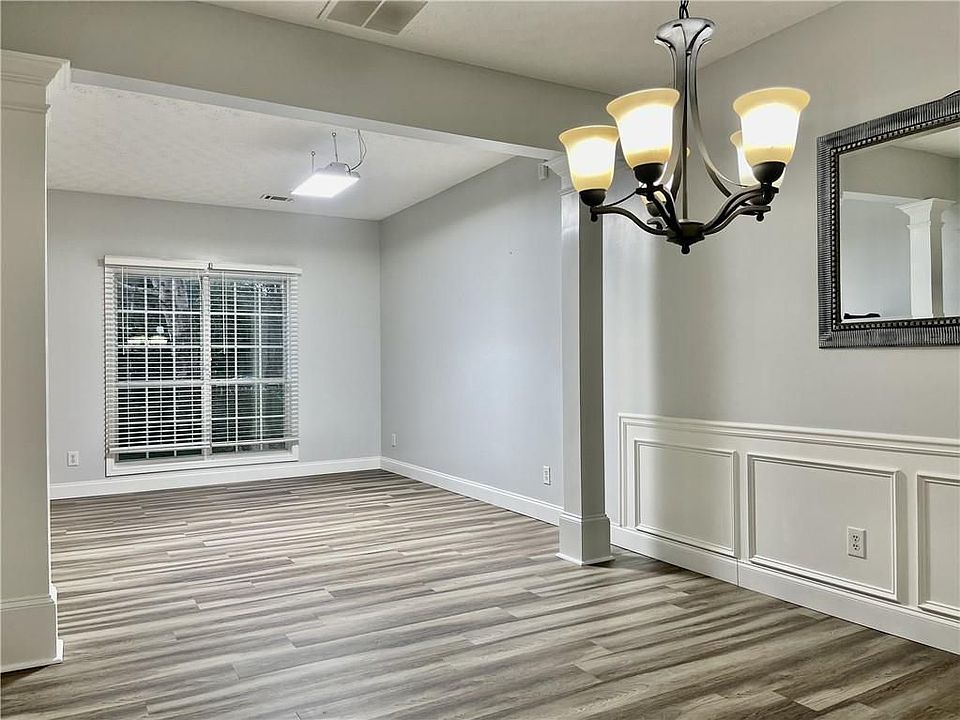 1st image of 2625 Fairmont Park Ct