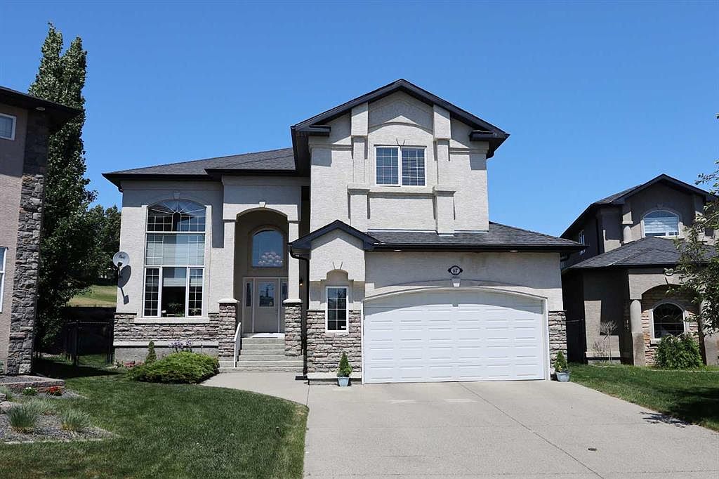 67 S Panorama Hills Poin NW