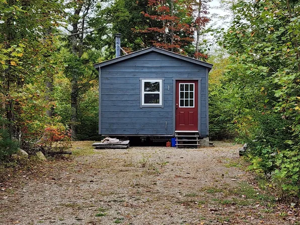 314 Black Road N, Searsport, ME 04974