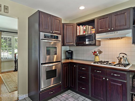 4th image of 125 S Burton Pl