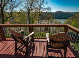 105 Ivy Dr, Jamestown, KY 42629