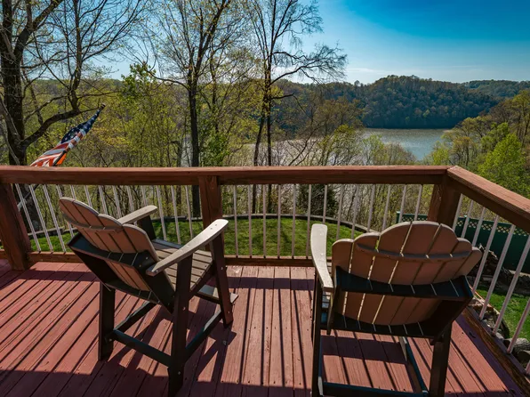 105 Ivy Dr, Jamestown, KY 42629