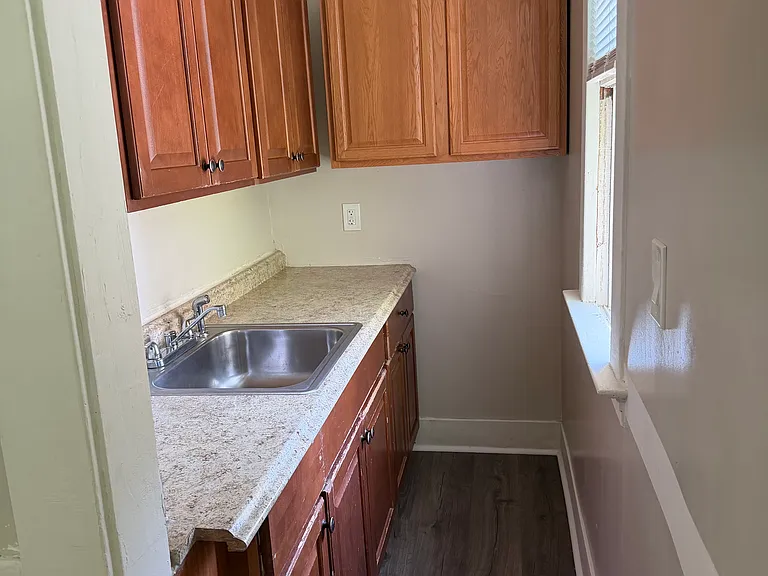 119 Hobart St #2 — Photo 12