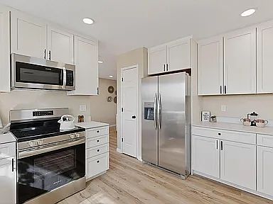 4th image of 3100 15th Ave SE