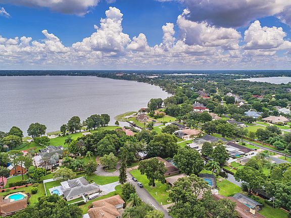 2nd image of 1220 Cypress Point E