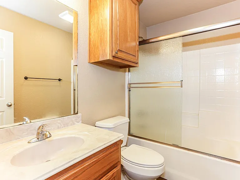 732 Rocky Ridge Flts — Photo 11