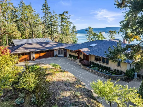 220 Scott Point Dr, Saltspring Island, BC V8K 2R1
