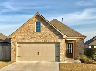 953 Deer Pass Dr, Baton Rouge, LA 70820