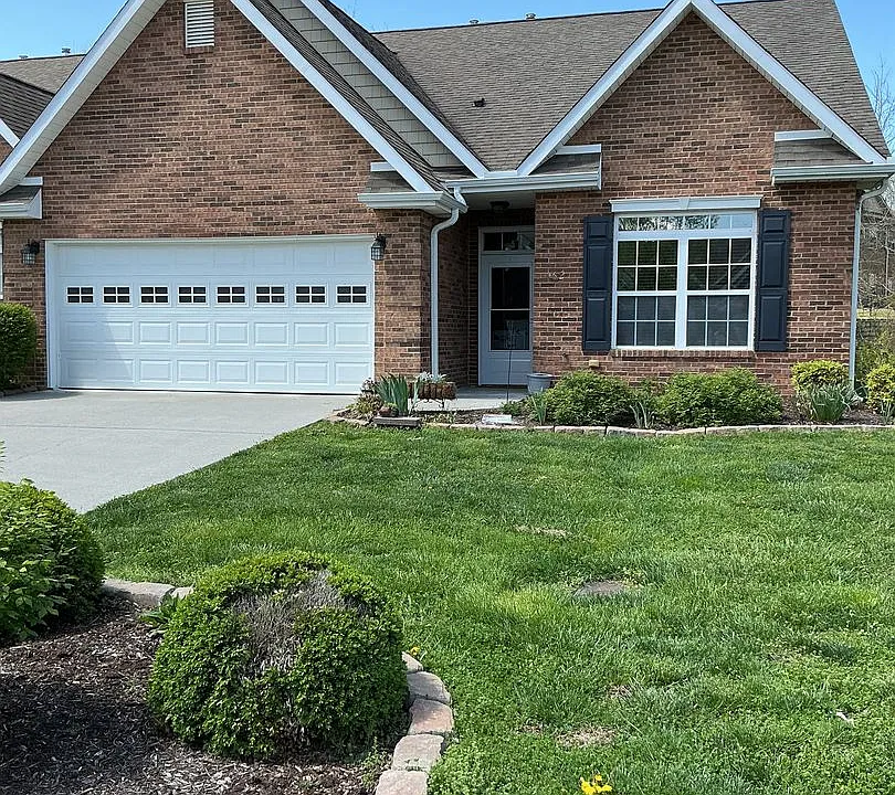 162 River Garden Ct