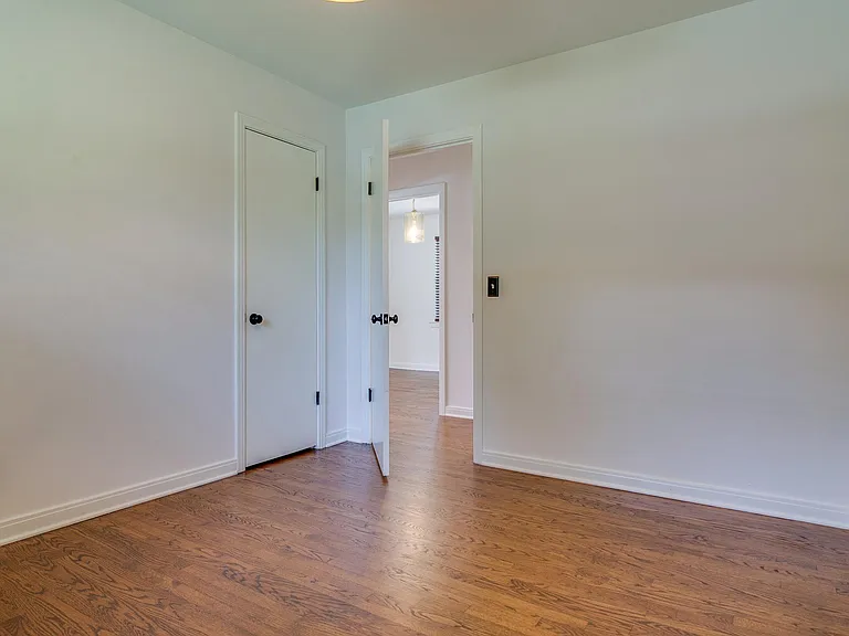 533 American Rd — Photo 13