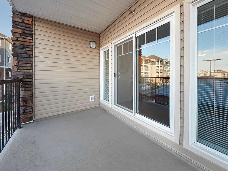 2105 68th St SW — Photo 7